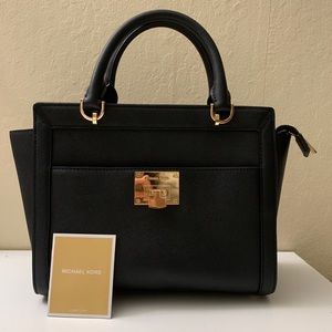 Michael Kors hand bag
